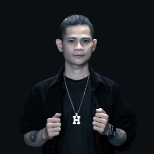 Nghệ sĩ âm nhạc Việt Nam